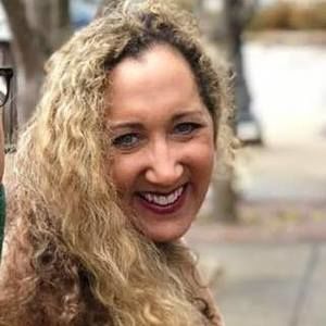 Meet your Posher, Sonia